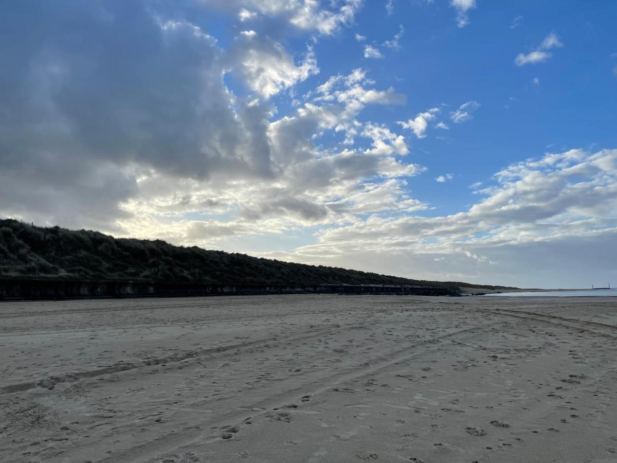 Coastal Terrace Dogs Welcome Optional Hot Tub Villa Sea Palling Exterior photo