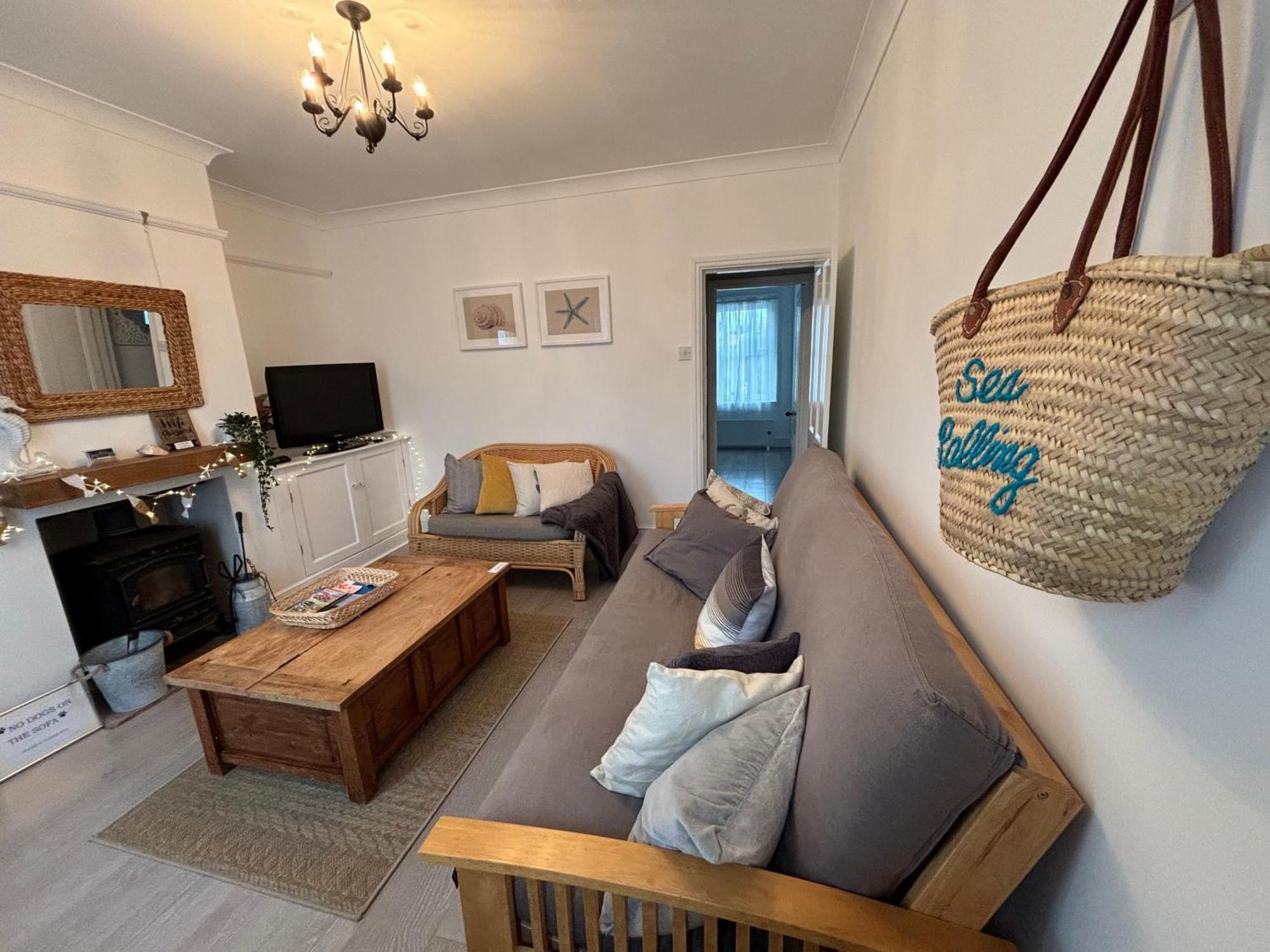 Coastal Terrace Dogs Welcome Optional Hot Tub Villa Sea Palling Exterior photo